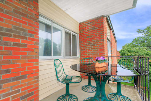 Balcony And Patio at North Pointe Apartments, Clifton Park, 12065