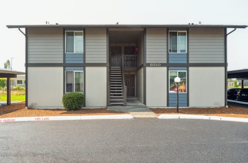 this is a photo of the leasing office at church street apartments in cincinnati, oh