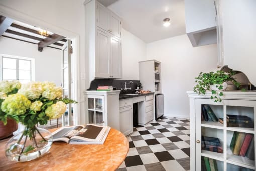 Kitchen  at Villa Carlotta – Furnished Apartments, Los Angeles, 90028