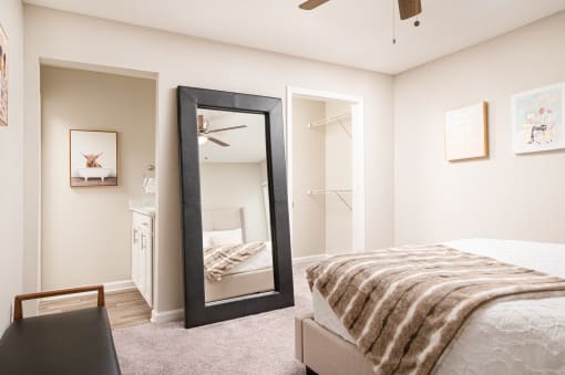 Bedroom at Arbor Park Apartments, Jackson, MS, 39209