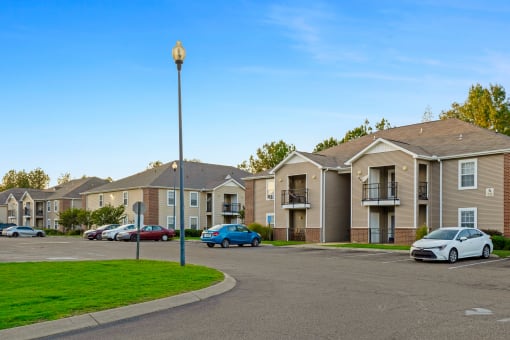 Exterior Area at Cypress Park Apartments, Mississippi, 39702