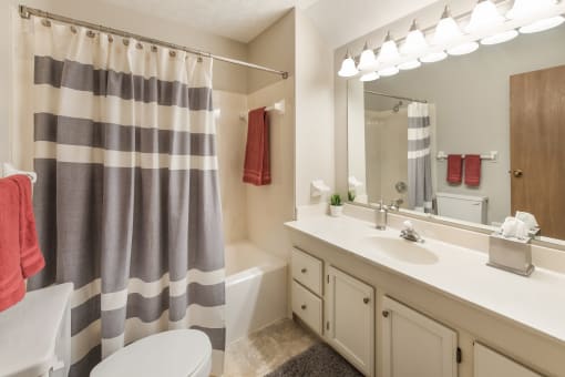 Bathroom With Vanity Lights at Parkside at Maple Canyon, Columbus