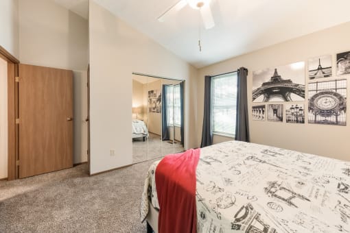 Bedroom With Ceiling Fan at Parkside at Maple Canyon, Columbus, OH