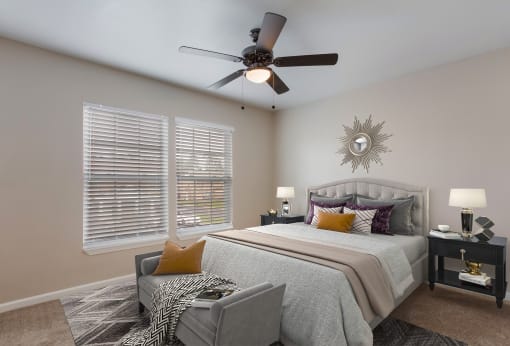 bedroom with queen size bed in MS, Gulfport 39503