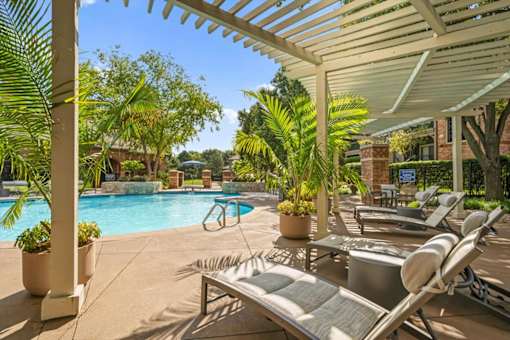 Swimming Pool at Crescent Apartment Homes, Lenexa, 66219