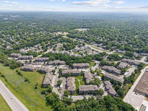Aerial Community View at Crescent Apartment Homes, Kansas, 66219