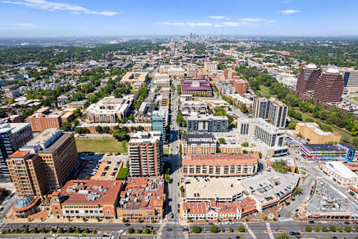 a view of the city from the top of a skyscraper at The Dorset, Kansas City, 64112