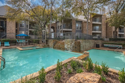 pool at windsong