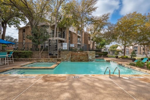 pool at windsong