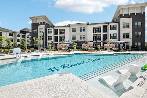 A pool with the hashtag #RememberWar written on it.