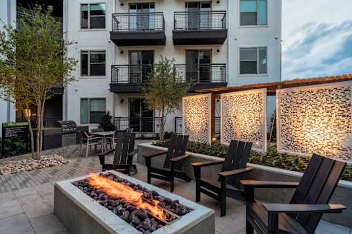 firepits  in our luxury west dallas apartments