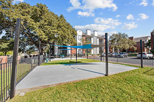 the preserve at ballantyne commons basketball court apartments tx