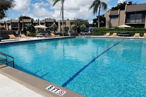 the swimming pool at the resort at longboat key club