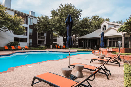 our apartments have a pool and lounge chairs
