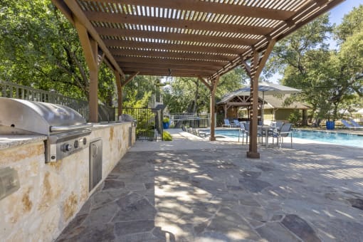 grill area in san antonio apartments