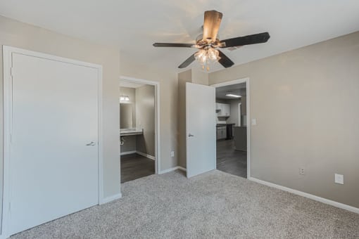 bedroom in west houston luxury apartments
