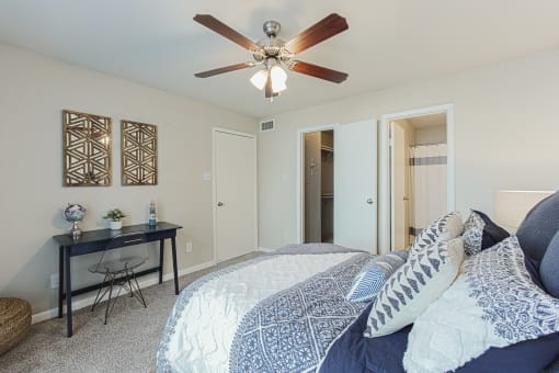 bedroom in north houston apartments