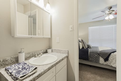 bathroom in north houston apartments