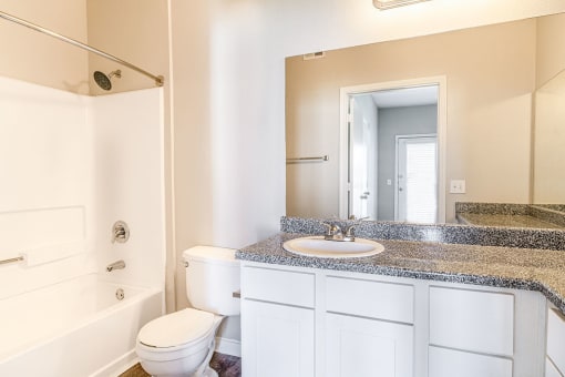 bathroom in pearland tx apartments