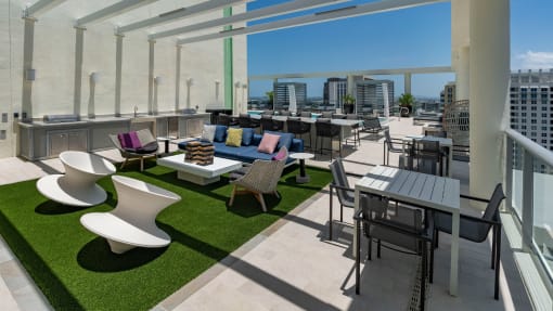 Outdoor Lounge Apartment Fort Lauderdale
