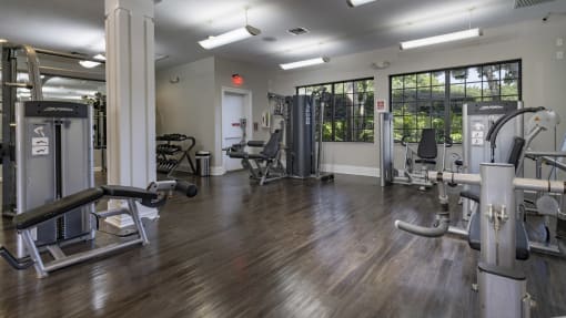 the gym at the flats at obsidianioch apartments