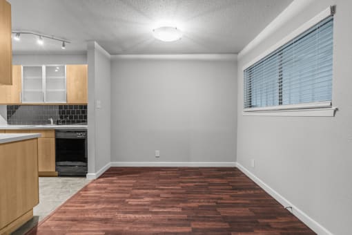 V2 living room