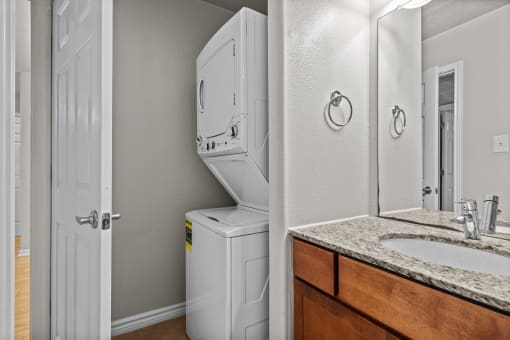 V6 washer/dryer