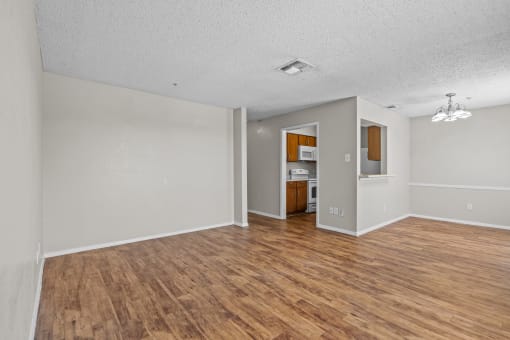 V7 living room