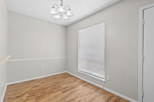 V7 dining room
