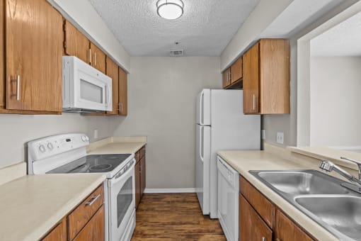 V7 kitchen
