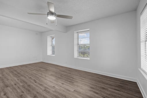 V1 bedroom