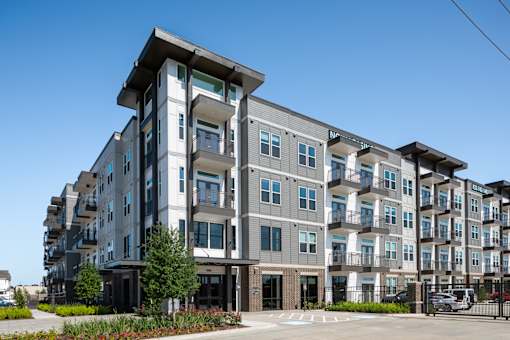front entrance to leasing office