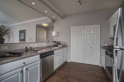 Designer Unit Kitchen at The Sanctuary of Lake Villa, Lake Villa