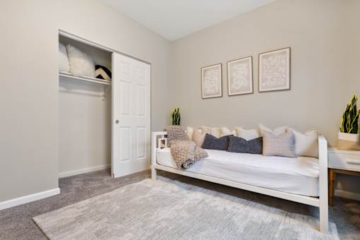 Bedroom with Closet at Fieldstone at Glenwood Crossing, Cincinnati, OH, 45215