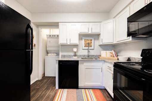 Elegant Backsplashes In Kitchen at Gramercy Apartments, Carmel, IN 