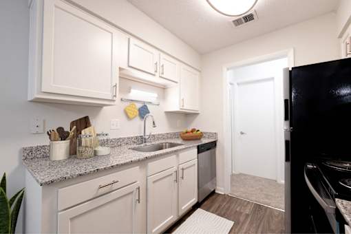 Fully Equipped Kitchen at Gramercy Apartments, Carmel 