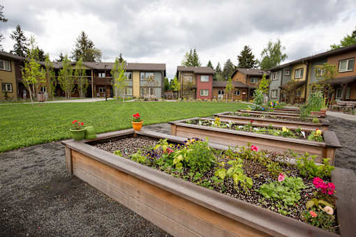 Garden Space at Bridge Meadows Beaverton 55+, Oregon