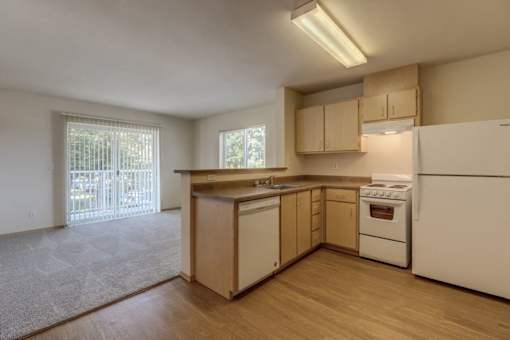 Kitchen at VINTAGE AT VANCOUVER, Vancouver, WA, 98662