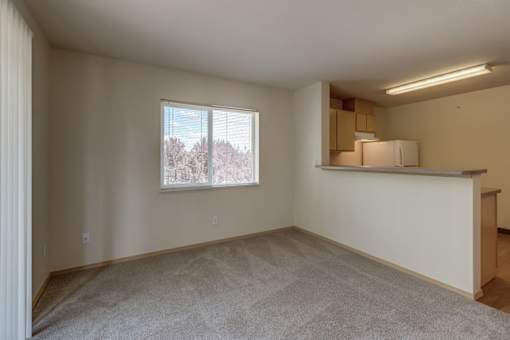 Living room at VINTAGE AT VANCOUVER, Washington