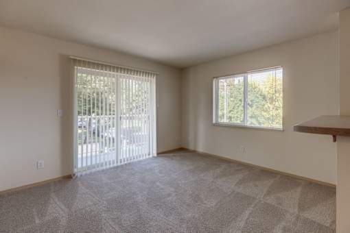 Living room at VINTAGE AT VANCOUVER, Vancouver, WA, 98662