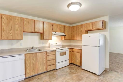 Kitchen at Teal Pointe, Vancouver, 98685