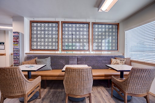 Tables and seating at VINTAGE AT NAPA, Napa, CA 94558