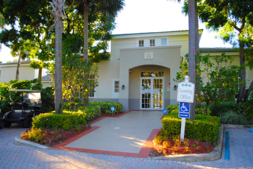 Oaks at Pompano main exterior entrance to leasing office