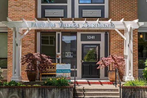Front Entry at Fairview Village Apartments, Oregon