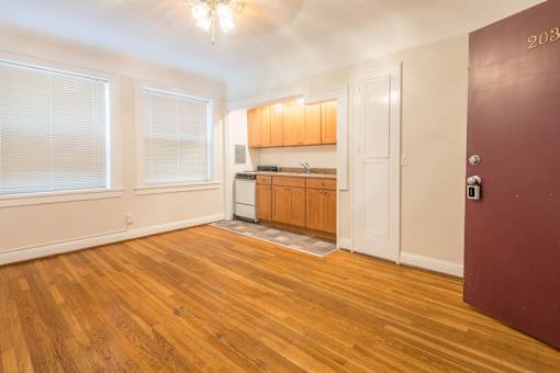 Wood Floors at Palladian Apartments, Oregon ? 