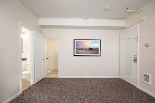 Plush Carpeting at Palladian Apartments, Portland Oregon ? 