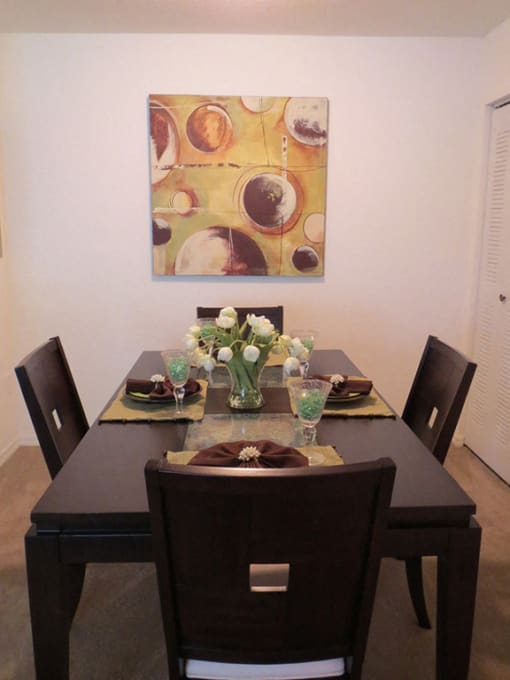 Mission  Pointe apartment home dining area at Mission Pointe Apartments, Jacksonville 32218