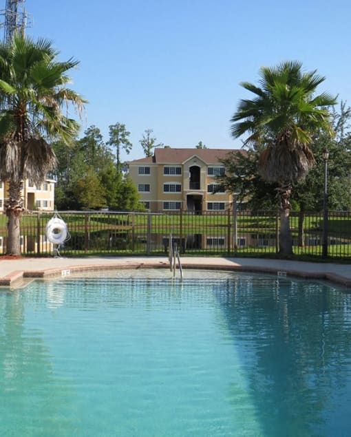 Pool at Carolina Club Apartments, Florida 32114