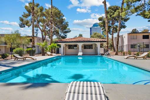 Outdoor Swimming Pool at Zoom Apartments, Las Vegas