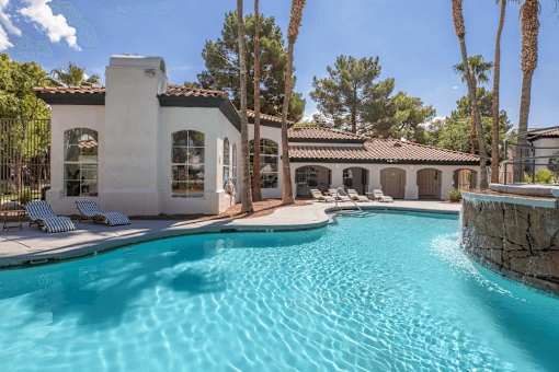 Outdoor Swimming Pool at Spin Apartments, Nevada